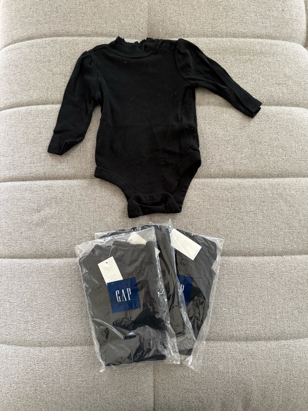 BABY GAP 🍒 NWT Black Ribbed Long Sleeve Onesies with Button Shoulder (4 total)